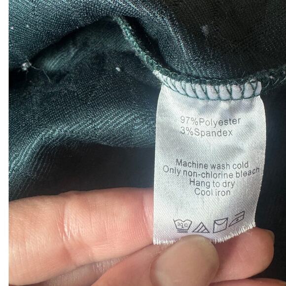 Duffield Lane | Hunter Green High Neck Cable Knit Dress | Size 8 - Picture 6 of 6